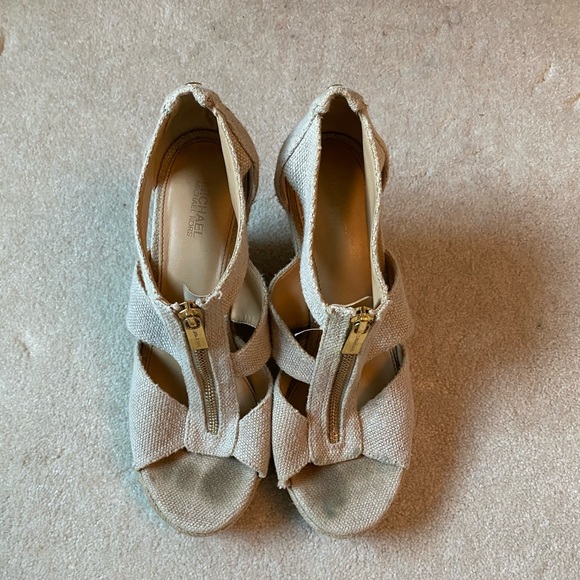 Micheal Kors Damita Platform Wedge Sandals - Picture 2 of 4